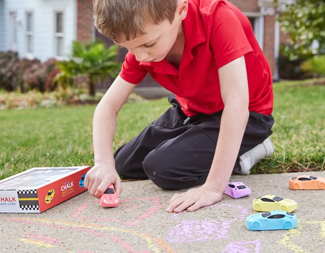 Chalk Race Cars - Ready, Steady, Draw!<Crocodile Creek Online