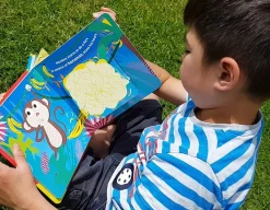 Fart Book - Rhyming Scratch and Sniff<Buddy & Barney Online