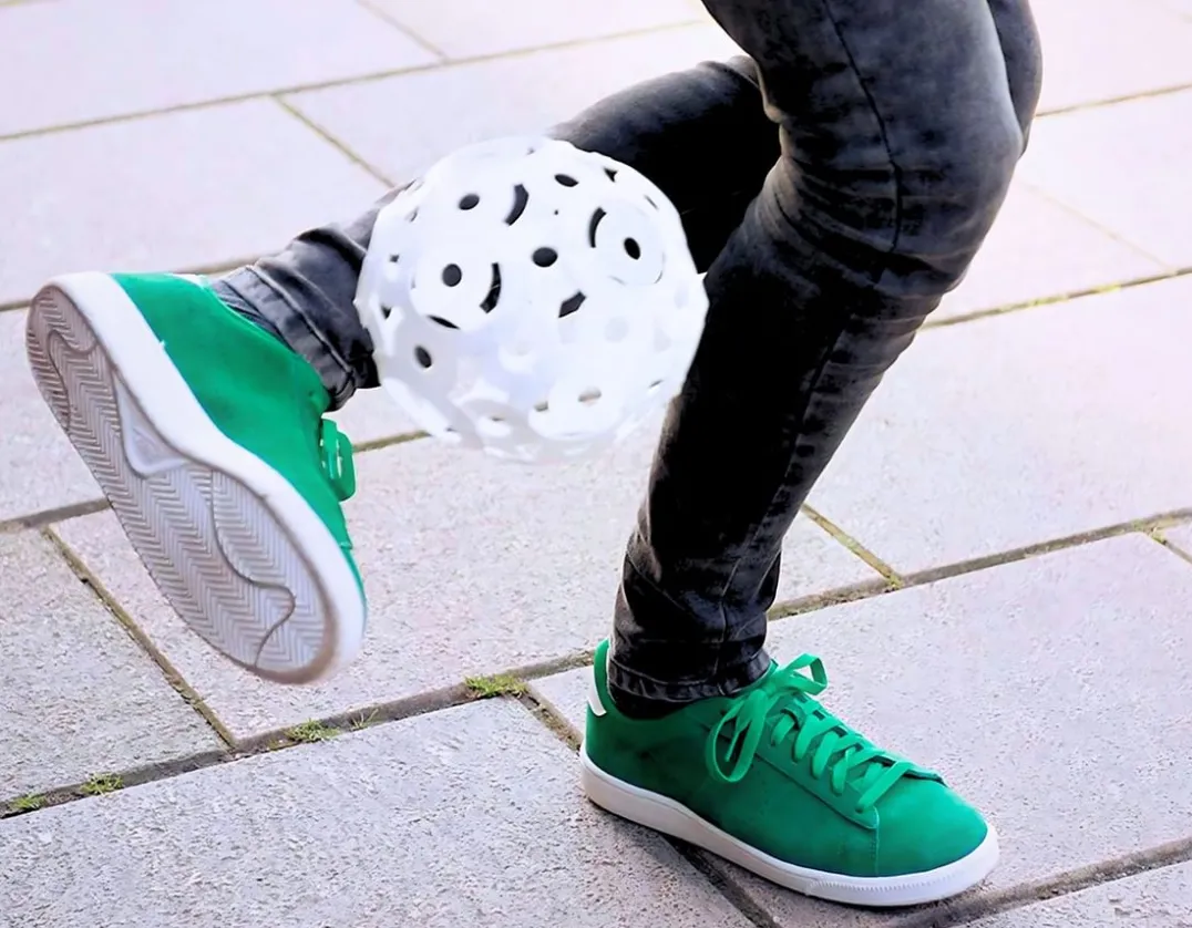 - Create your own football<Foooty Best