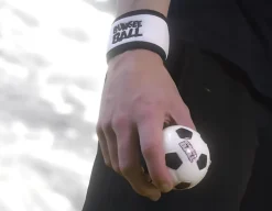 Football Bungee Ball - Throw, Bounce, Kick!<Wicked Vision Best