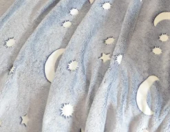 Galaxy Throw - Glows in the Dark!<Wonderbox Clearance