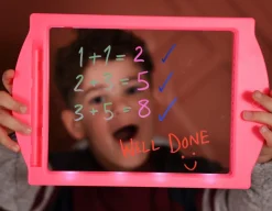 Glow Art - Neon Effect Drawing Board<Marvin's Magic