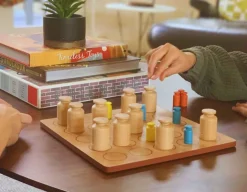 Kloak - Wooden Game of Hide & Seek!<Roo Games Clearance